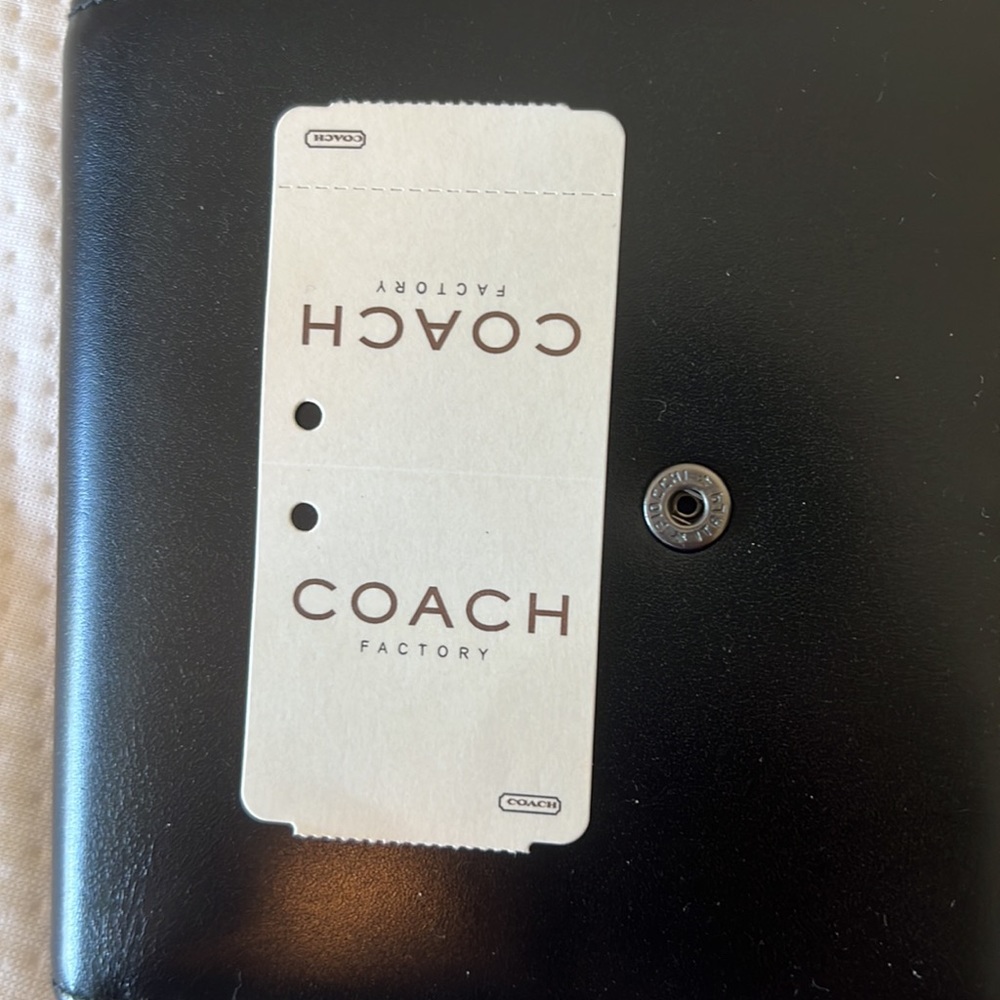 Coach Wallet - Picture 5 of 7